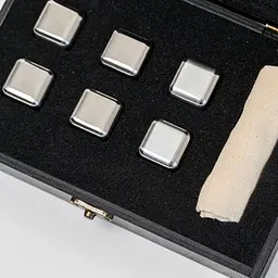 Подарунковий набір Whiskey Stones "Сталевий" чорний - 6 сталевих кубиків для охолодження віскі - мініатюра 4