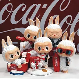 Лабубу брелок UFT сюрприз Labubu Pop Mart Coca-Cola Enjoy Monsters рандомний персонаж (UFTColaEnjoy1)
 - мініатюра 6