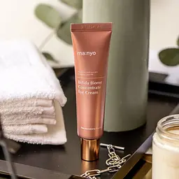 Крем для шкіри навколо очей з біфідобактеріями Bifida Biome Concentrate Eye cream Manyo 30 мл - мініатюра 2