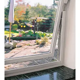 Решітка захисна Trixie для вікна верх/низ 65 x 16 см біла (4417) - мініатюра 2