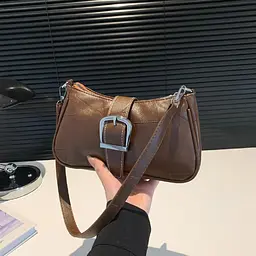 Подовжена сумка через плече з екошкіри Lilly P2-8577-1DB темно коричнева