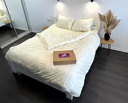 Постільна білизна LARA сатин-страйп LUX beige d13176е160 з простирадлом на резинці 160х200х25 євро - мініатюра 5