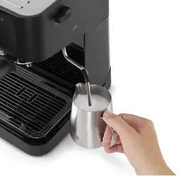 Рожковая кофеварка эспрессо Delonghi EC 230.BK - миниатюра 2