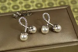 Сережки гвоздики Xuping Jewelry Бавовна з перлинками 20 мм сріблясті
