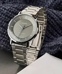 Годинник Casio MTP-VT04D-8E
