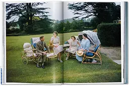 Her Majesty. A Photographic History 1926-2022 - мініатюра 2