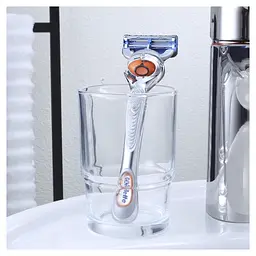 Бритва Gillette SkinGuard Sensitive з 2 змінними касетами 3 шт. - мініатюра 7