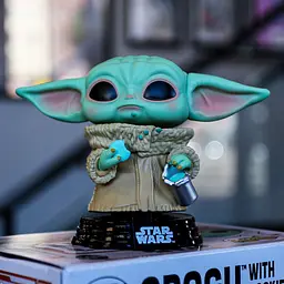 Ігрова фігурка Funko Pop, Малюк Грогу з печивом, 9,6 см (54531) - мініатюра 3