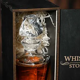 Подарунковий набір віскі Whiskey Stones №11 графин Bohemia Quadro в дерев'яному пеналі - мініатюра 6