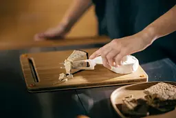 Ніж для сиру Fiskars Functional Form 1015987 - мініатюра 3
