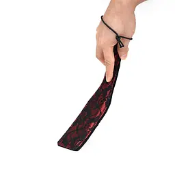 Шльопалка Liebe Seele Victorian Garden Lace and Velvet Spanking Paddle 32 см чорний з червоним - мініатюра 3