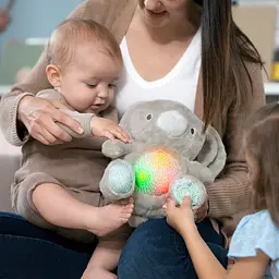 М'яка музична іграшка Ingenuity Heart to Hugs Sylvi, сіра (12920) - мініатюра 5