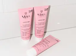 Концентрована маска для рук та нігтів Miya Cosmetics Hand Lab Concentrated Mask For Hands & Nails With A Complex Of Oils 40% 50 мл - мініатюра 2