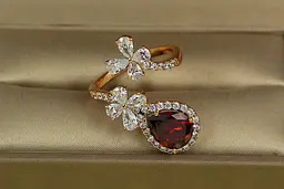 Кільце Xuping Jewelry Марсель з червоним каменем розсувне р 18 золотисте