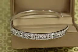 Браслет бенгл Xuping Jewelry Стужа від 17 см до 19 см сріблястий - мініатюра 2