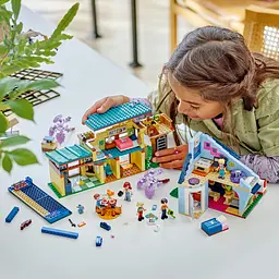 Уцінка. Конструктор LEGO Friends Родинні будинки Оллі й Пейслі 1126 деталі (42620)  - мініатюра 7