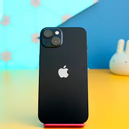 Смартфон Apple iPhone 13 128 ГБ темна ніч (MLPF3) б/в [175268]