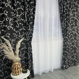 Жакардові штори "вензель" чорного кольору 2шт. 150х270 з білим шифоновим тюлем 400х270, на тасьмі ALBO pbe0052770 - мініатюра 6