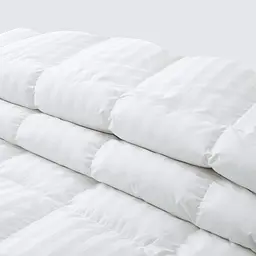 Дитяча ковдра Cosas сатинова 4 сезони 110х140 см Snow біла (Quilt_110х140_DSeason_Viscose_StrSatin-White) - мініатюра 3