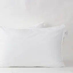 Подушка WHITE COMFORT 70x70 см (850 г) (мікрофібровий чохол не стьобаний) (3-02516_00000)