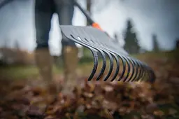Граблі для листя і трави великі Fiskars Solid L (1003465) - мініатюра 4