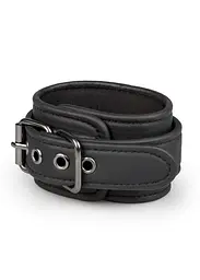 Наручники EasyToys Black Leather Handcuffs (чорний) - мініатюра 3