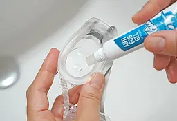 Гель від запотівання для окулярів для плавання SOFT99 CLEAQUA Anti-Fog Gel for Goggles 20685, 16 г, оригінал Японія - мініатюра 4