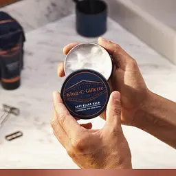 Подарунковий набір Gillette King C: Шампунь для бороди і шкіри обличчя 350 мл + Бальзам для бороди 100 мл + Гребінь для бороди + Сумка-косметичка - мініатюра 4