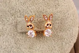 Сережки дитячі Xuping Jewelry зайчики із білими фіанітами 10 мм золотисті