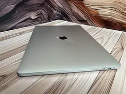 Ноутбук Apple MacBook Pro 16" 2019 i9-9880HK/64/512 (C02FV03RMD6V) Б/в - мініатюра 5