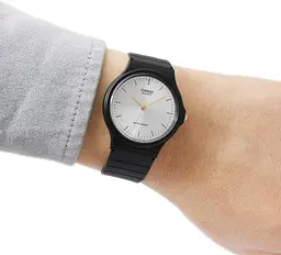 Годинник Casio MQ-24-7E2UL - мініатюра 6