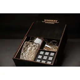 Подарунковий набір Whiskey Stones камені для віскі в дерев'яному пеналі №7 + декантер і 2 склянки Rocco Dedalo + щипці + мішечок - мініатюра 4