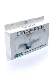 Наручники Fetish Boss Series Furry Cuffs White з хутром - мініатюра 4