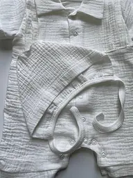 Мусліновий комплект на виписку та хрещення для хлопчика зріст 62 см Lari Молочний - мініатюра 3