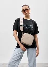 Жіноча кросбоді сумка Sambag Frame бежева 20 × 20 × 8 см (50223060)