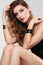 Браслети-наручники Desir Metallique чорні Bijoux Indiscrets - мініатюра 4