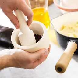 Ступка Berghoff керамічна з товкачем маленька 10 х 10 х 9 см (3950032) - мініатюра 3