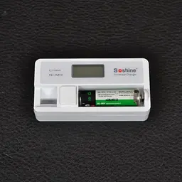 Зарядний пристрій для акумуляторів Soshine SC-S7 з LCD дисплеєм - мініатюра 5