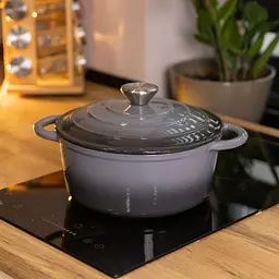 Каструля чавунна емальована Premium Cookware 2.5 л з кришкою Сіра для тушкування та запікання - мініатюра 8