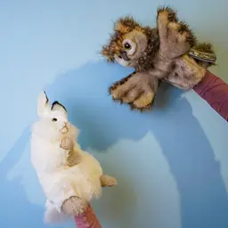 М'яка іграшка на руку Hansa Puppet Білий кролик 34 см (7156) - мініатюра 6