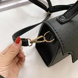 Жіноча сумка через плече крос-боді з екошкіри Lilly P2-14067904A Чорна - мініатюра 5