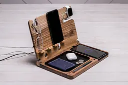 Дерев'яний органайзер з бездротовою зарядкою Apple ecoWalnut 300x231x210 мм - мініатюра 7