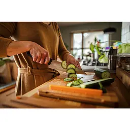 Ніж кухонний Fiskars Functional Form кухарський великий 19.9 см, нержавіюча сталь, пластик, чорний kuh0014597 - мініатюра 9