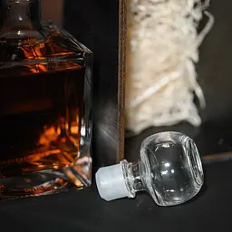 Подарунковий набір віскі Whiskey Stones №11 графин Pasabahce в дерев'яному пеналі - мініатюра 8