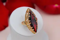 Кільце Xuping Jewelry Маркіз з червоним каменем р 17 золотисте