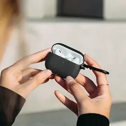 Чохол Native Union Roam Case Black для AirPods Pro 2nd Gen чорний (APPRO2-ROAM-BLK-NP) - мініатюра 5