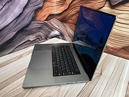 Ноутбук Apple MacBook Pro 16" 2021 M1 MAX/32/512 (MX69Q05QYT) Б/в - мініатюра 3
