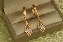Сережки підвіски Xuping Jewelry Сльоза світла 4,1 см золотисті - мініатюра 2