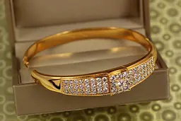 Браслет бенгл Xuping Jewelry Діамантовий шарм 57 мм від 16 см до 18 см золотистий - мініатюра 2