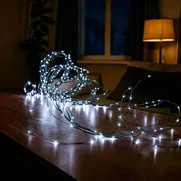 Гірлянда Кінський хвіст 600 LED 20 ниток 3 м зелена, білий GarlandoPro 1733015GW - мініатюра 2